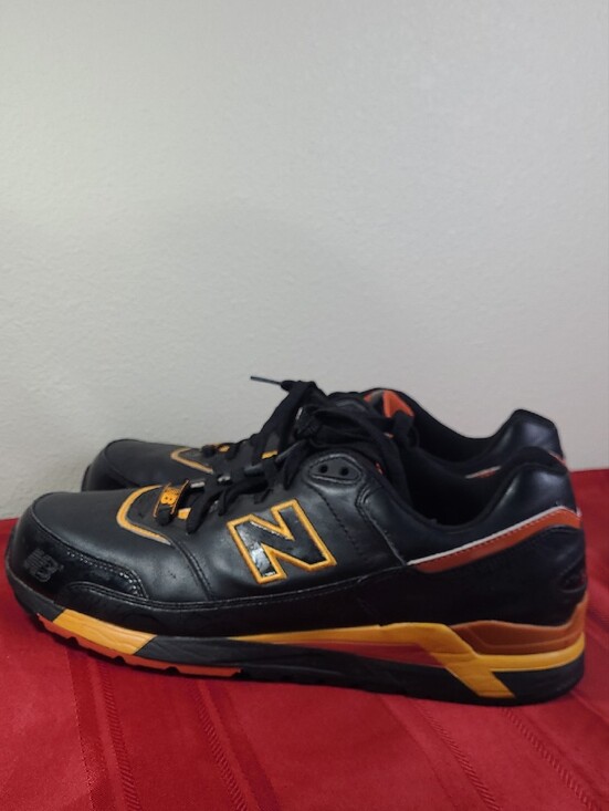 New Balance 820 Black Citrus Vintage Athletic Sneakers Mens Size  11.5 main image 6